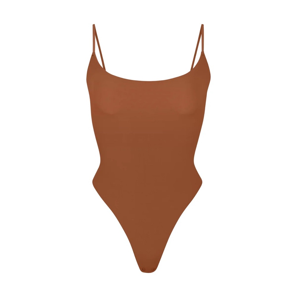 SKIMS Fits Everybody Cami Bodysuit- Bronze- Medium